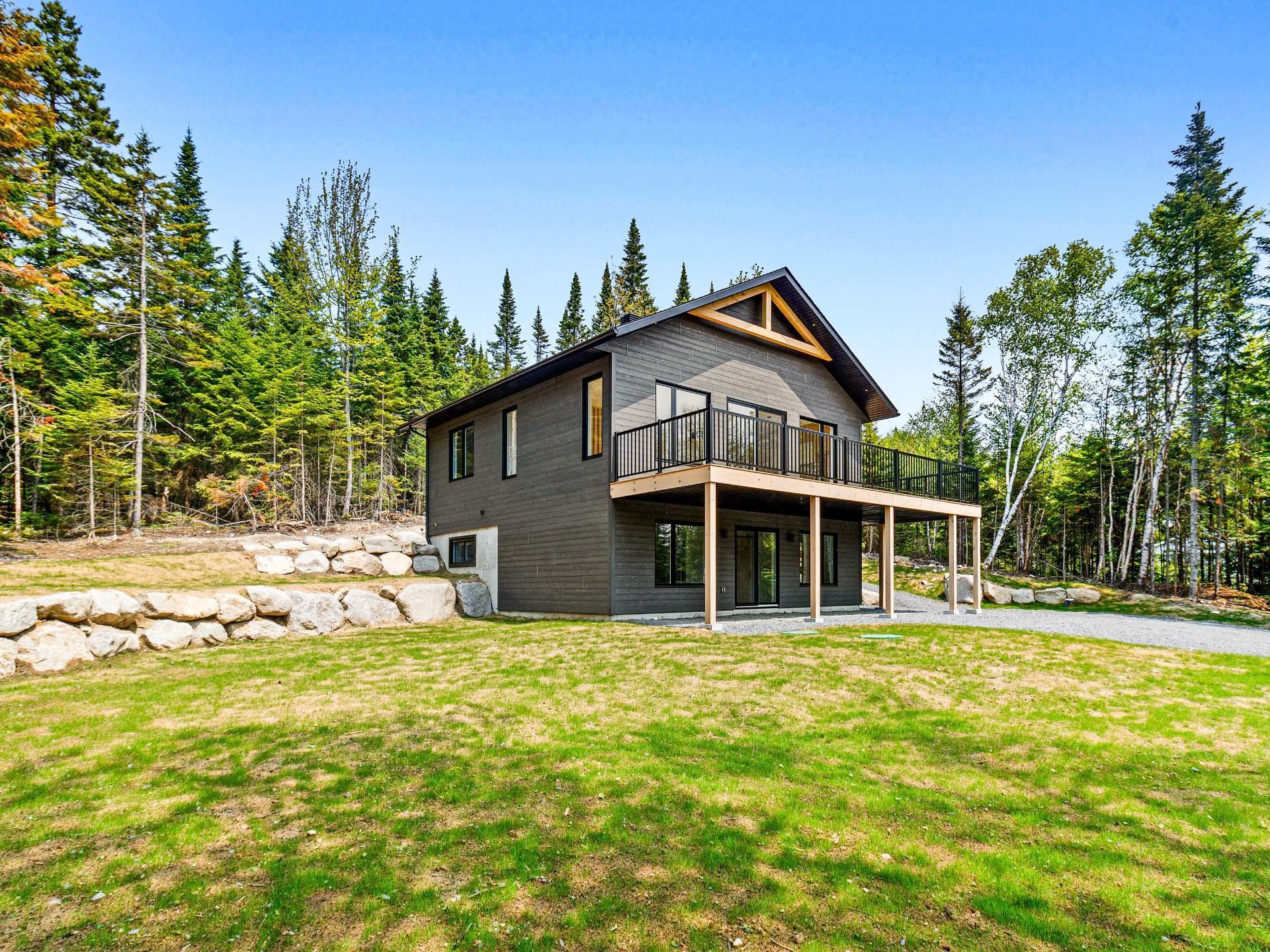 









1717


Ch. du 1er-Rang

,
Sainte-Lucie-des-Laurentides,




QC
J0T2J0


