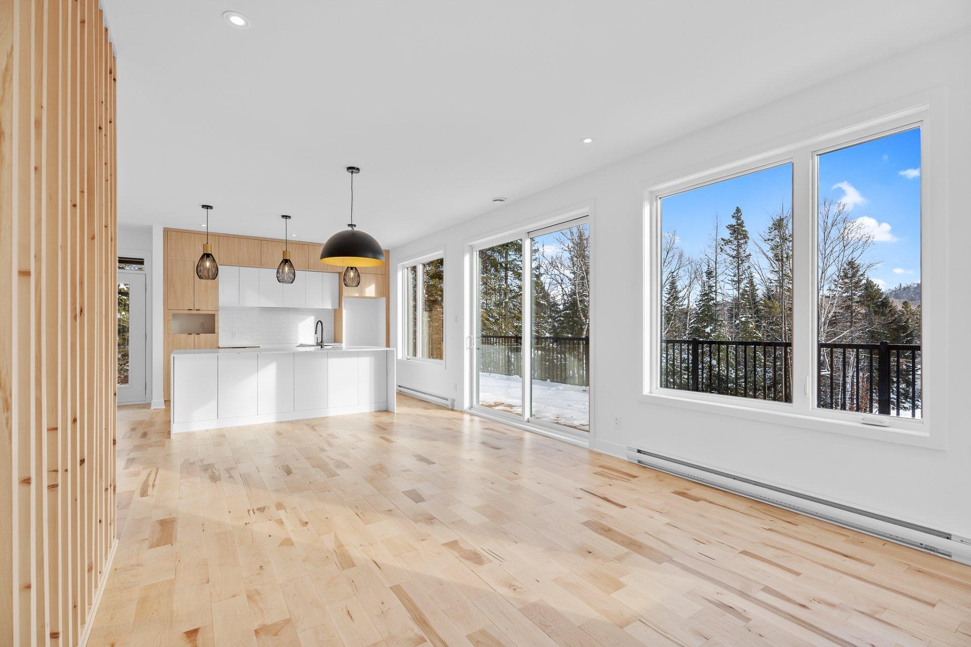 









1717


Ch. du 1er-Rang

,
Sainte-Lucie-des-Laurentides,




QC
J0T2J0

