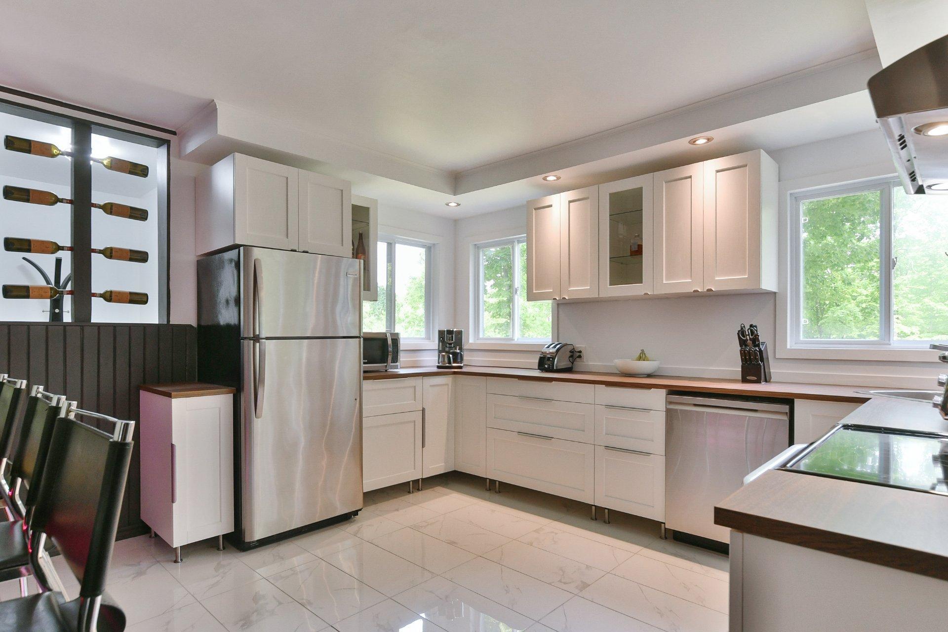 









975


Mtée Ste-Thérèse

,
Prévost,




QC
J0R1T0

