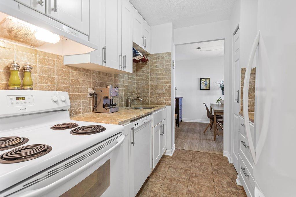 









2555


Av. du Havre-des-Îles

, 1103,
Laval (Chomedey),




QC
H7W4R4

