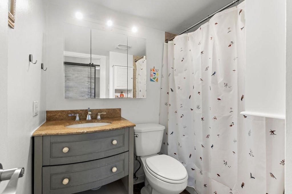 









2555


Av. du Havre-des-Îles

, 1103,
Laval (Chomedey),




QC
H7W4R4

