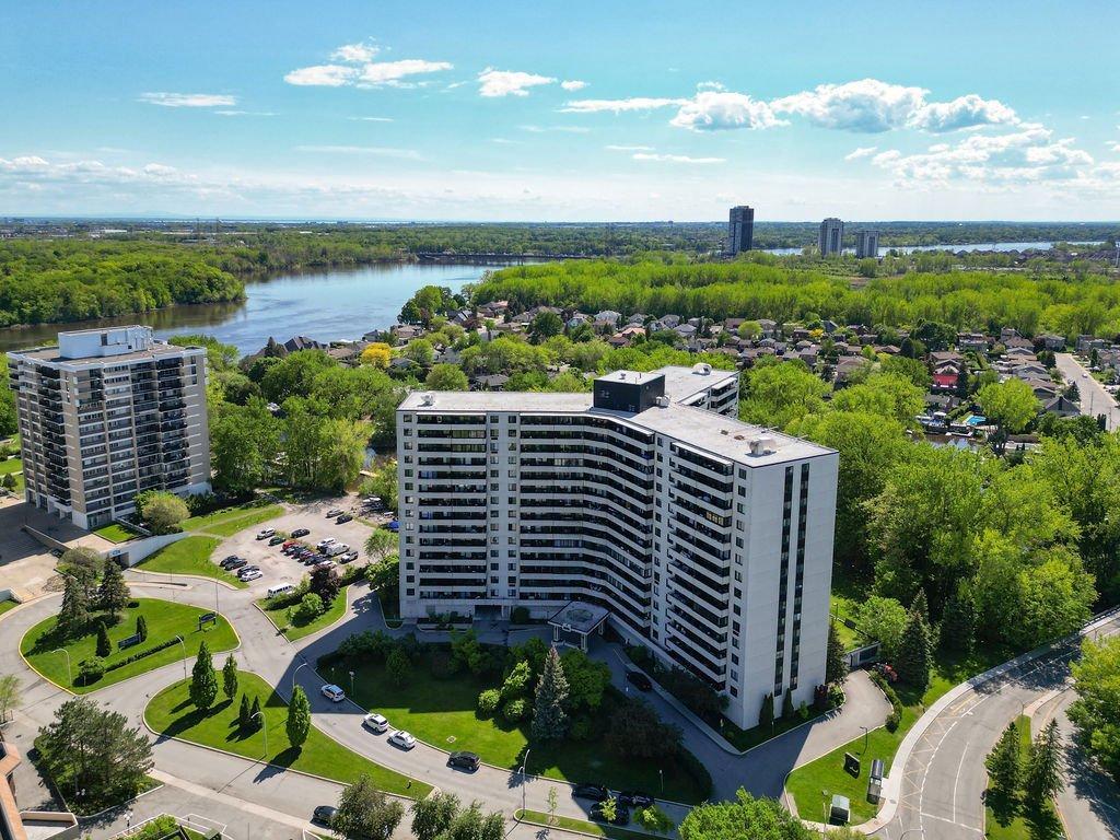 









2555


Av. du Havre-des-Îles

, 1103,
Laval (Chomedey),




QC
H7W4R4

