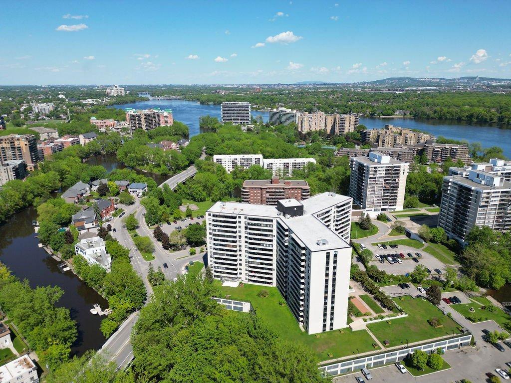 









2555


Av. du Havre-des-Îles

, 1103,
Laval (Chomedey),




QC
H7W4R4

