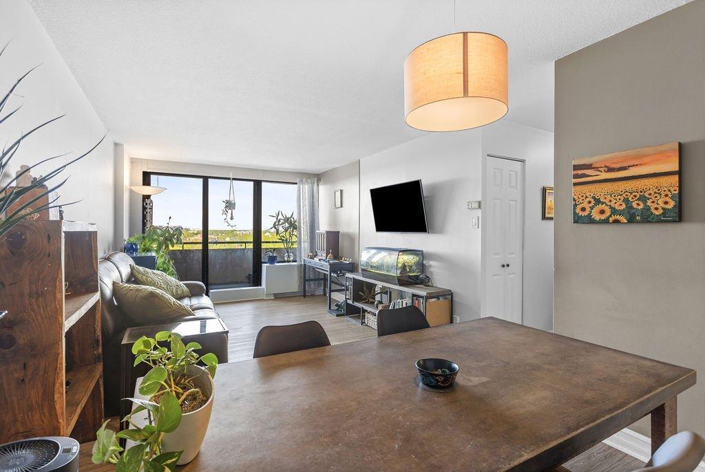 









2555


Av. du Havre-des-Îles

, 1103,
Laval (Chomedey),




QC
H7W4R4

