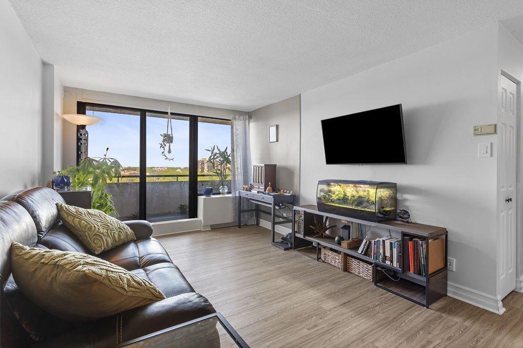 









2555


Av. du Havre-des-Îles

, 1103,
Laval (Chomedey),




QC
H7W4R4

