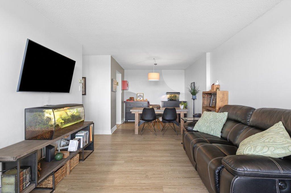 









2555


Av. du Havre-des-Îles

, 1103,
Laval (Chomedey),




QC
H7W4R4

