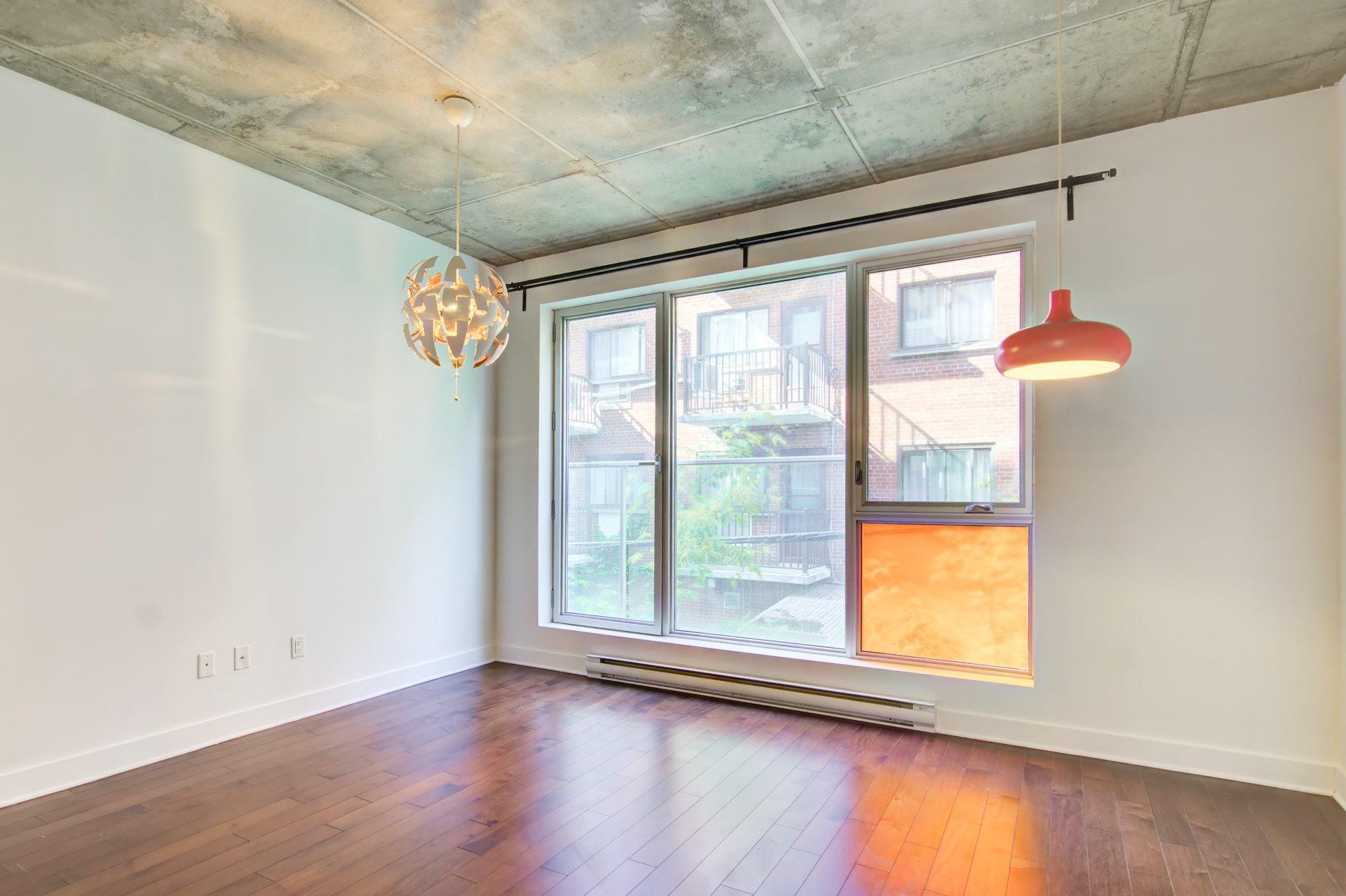 









5200


Av. Gatineau

, B202,
Montréal (Côte-des-Neiges/Notre-Dame-de-Grâce),




QC
H3T1W9


