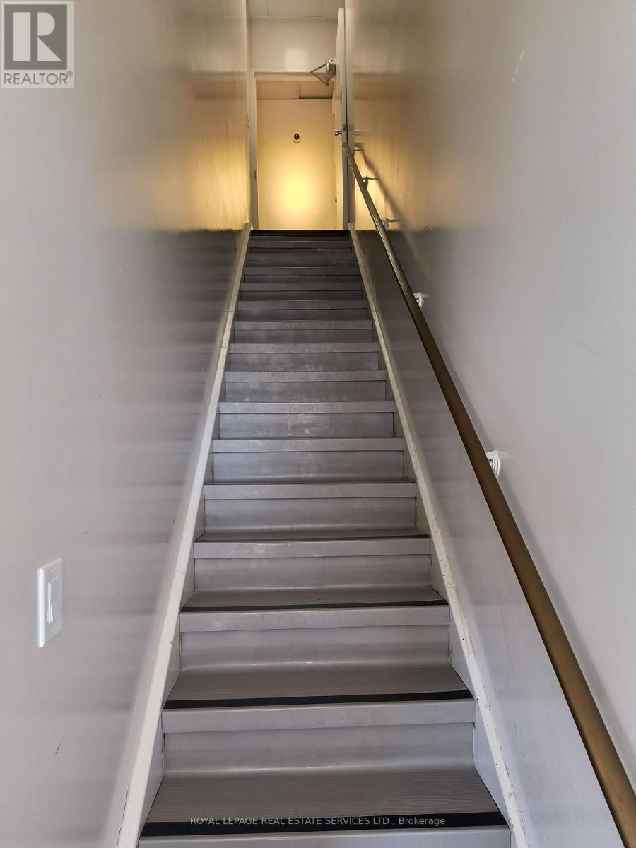 












2A - 12 UPJOHN ROAD

,
Toronto,




Ontario
M3B2V9

