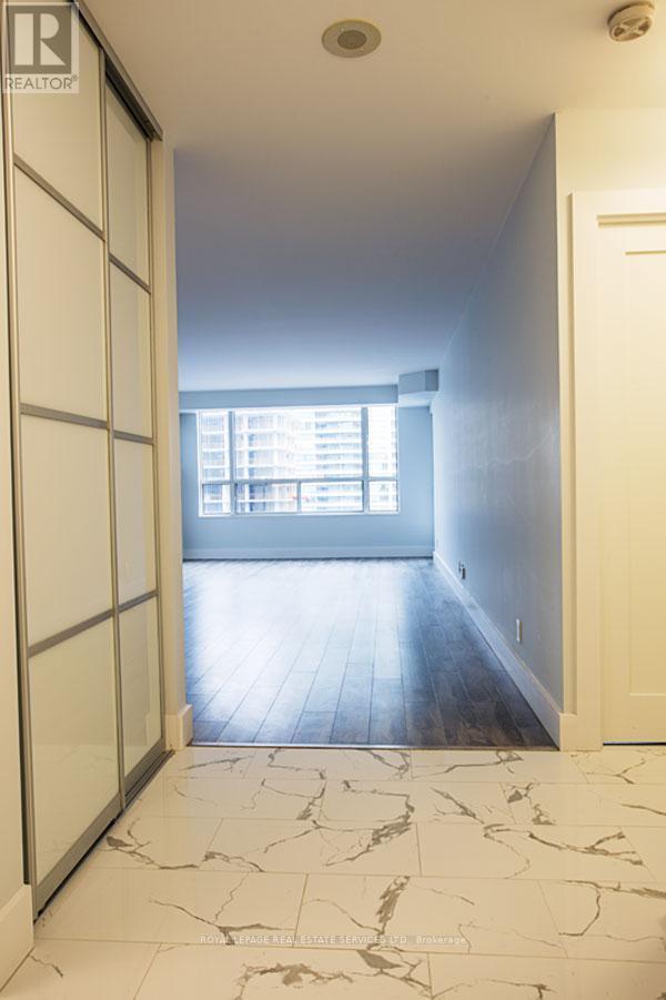 












1204 - 100 UPPER MADISON AVENUE

,
Toronto,




Ontario
M2N6M4


