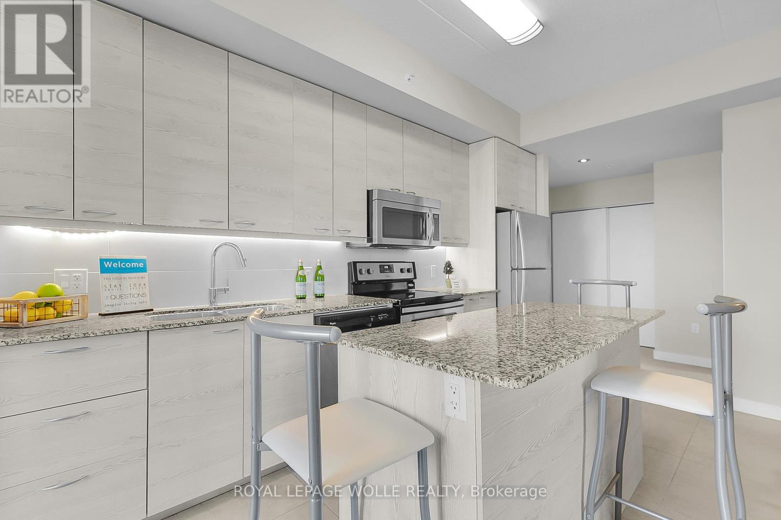 












404 - 280 LESTER STREET

,
Waterloo,




Ontario
N2L0G2

