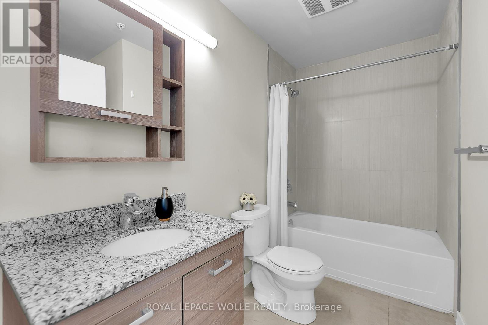 












404 - 280 LESTER STREET

,
Waterloo,




Ontario
N2L0G2

