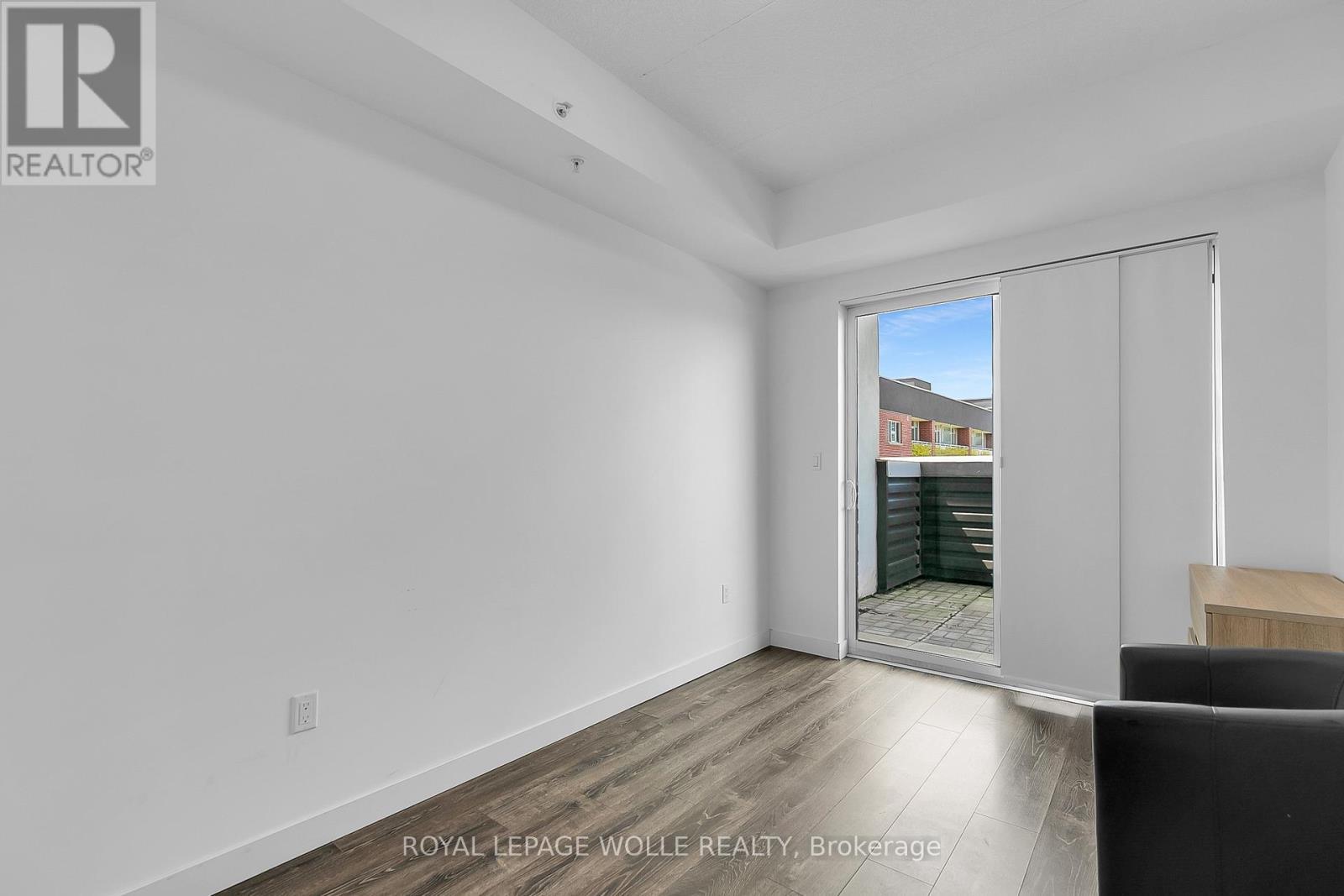 












404 - 280 LESTER STREET

,
Waterloo,




Ontario
N2L0G2

