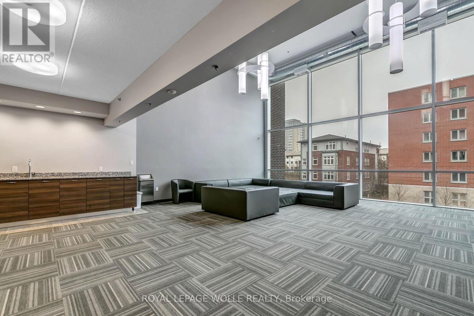 












404 - 280 LESTER STREET

,
Waterloo,




Ontario
N2L0G2

