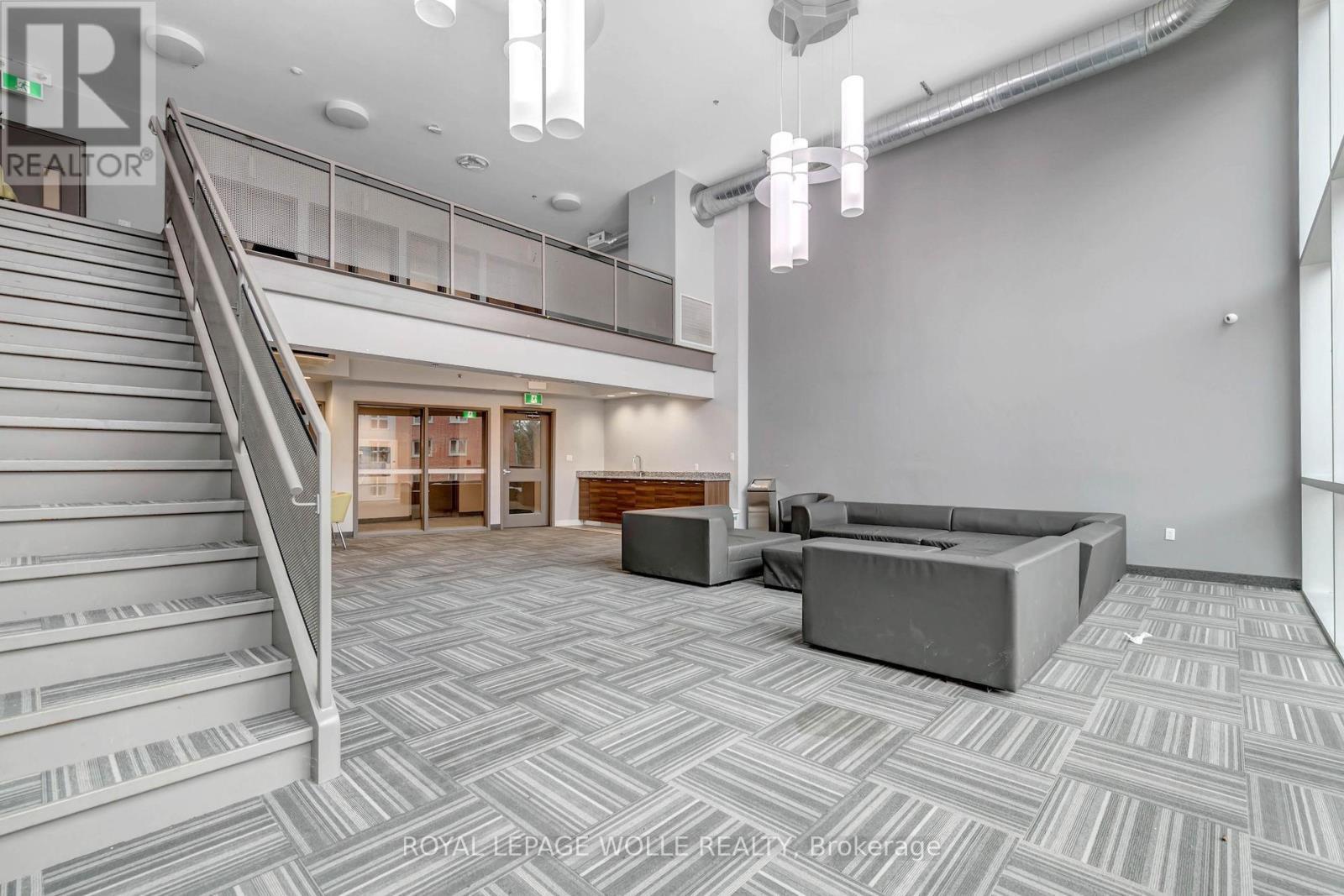 












404 - 280 LESTER STREET

,
Waterloo,




Ontario
N2L0G2

