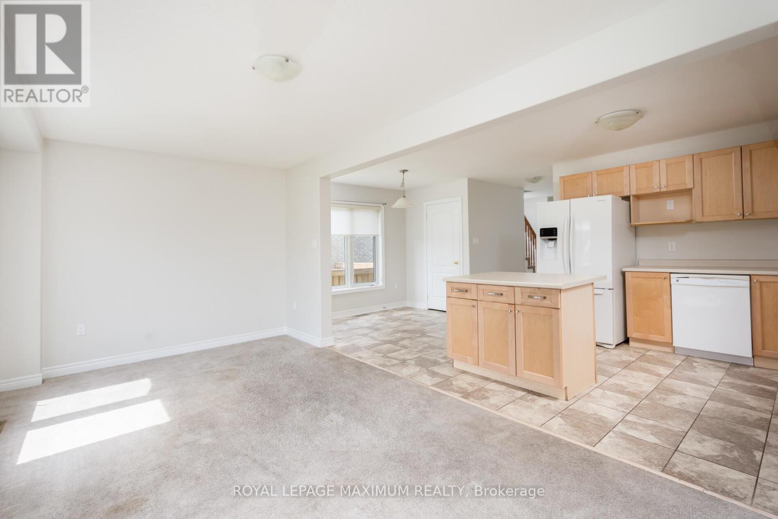 












137 HUTCHINSON DRIVE

,
New Tecumseth,




Ontario
L9R0P6

