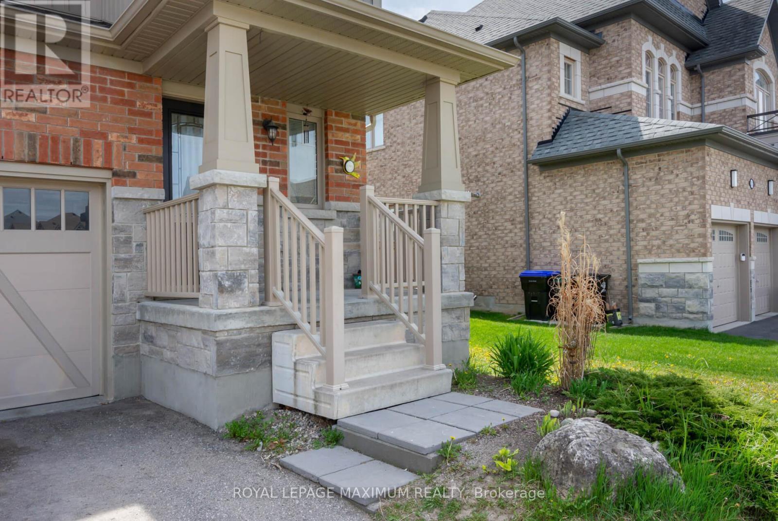 












137 HUTCHINSON DRIVE

,
New Tecumseth,




Ontario
L9R0P6

