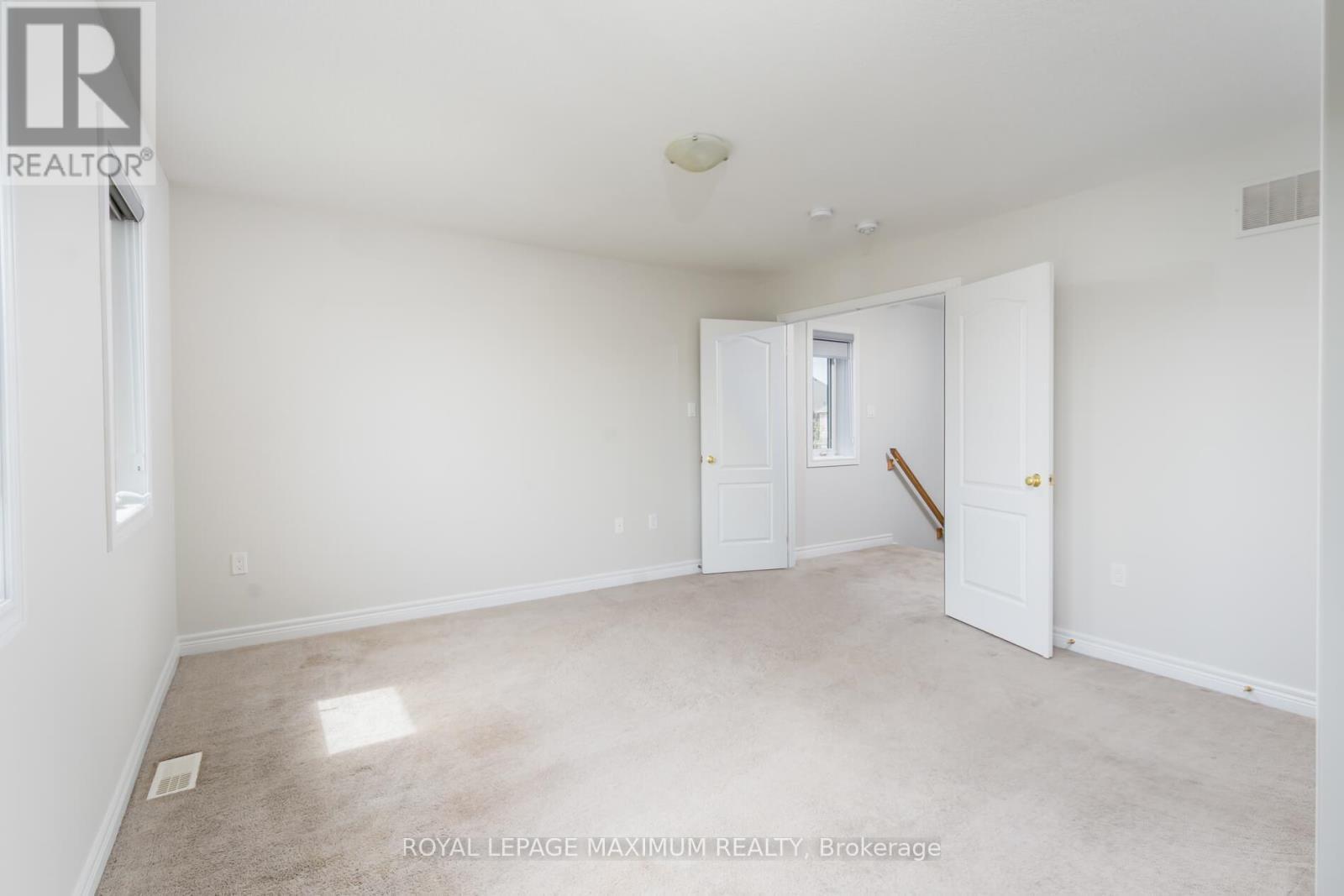 












137 HUTCHINSON DRIVE

,
New Tecumseth,




Ontario
L9R0P6

