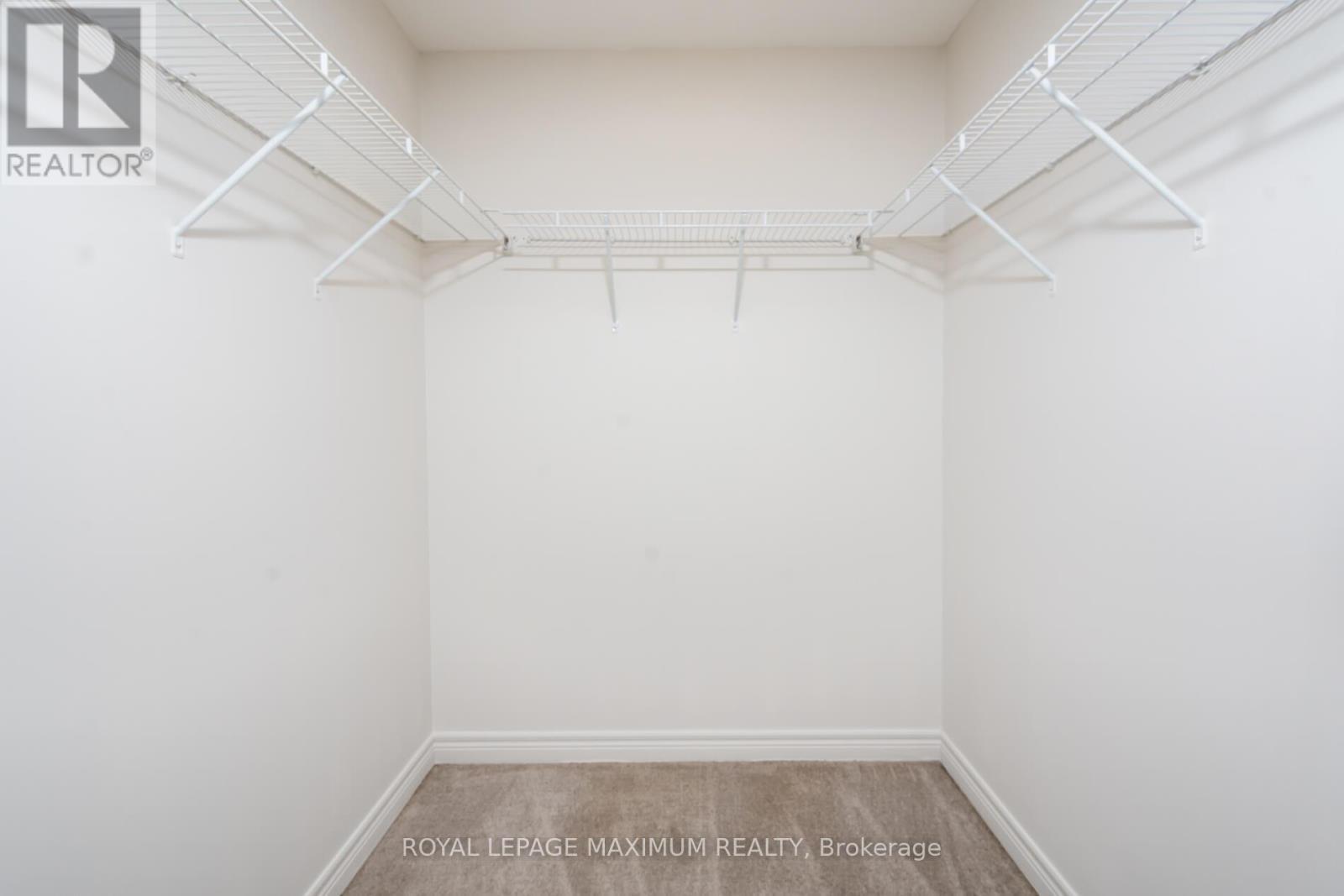 












137 HUTCHINSON DRIVE

,
New Tecumseth,




Ontario
L9R0P6

