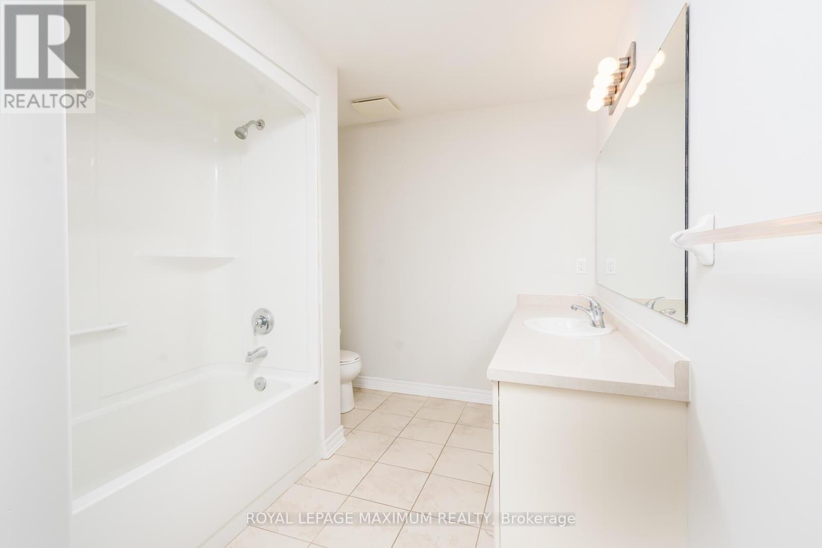 












137 HUTCHINSON DRIVE

,
New Tecumseth,




Ontario
L9R0P6

