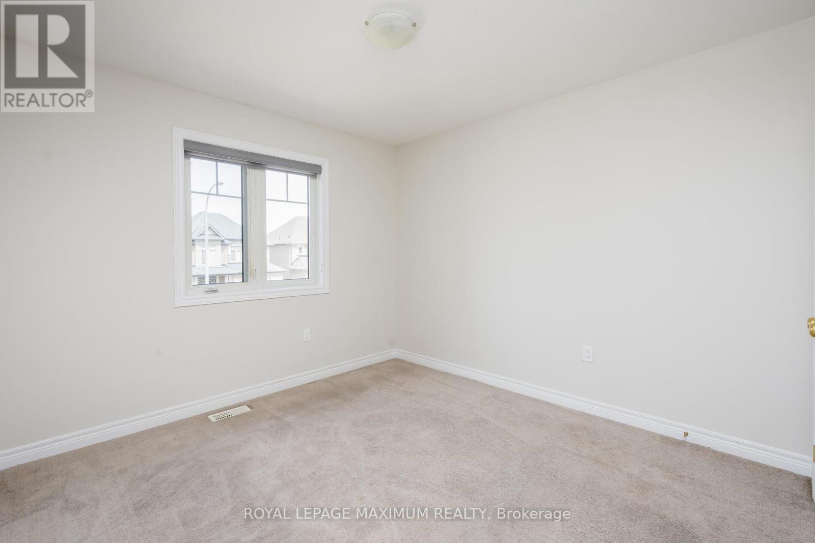 












137 HUTCHINSON DRIVE

,
New Tecumseth,




Ontario
L9R0P6

