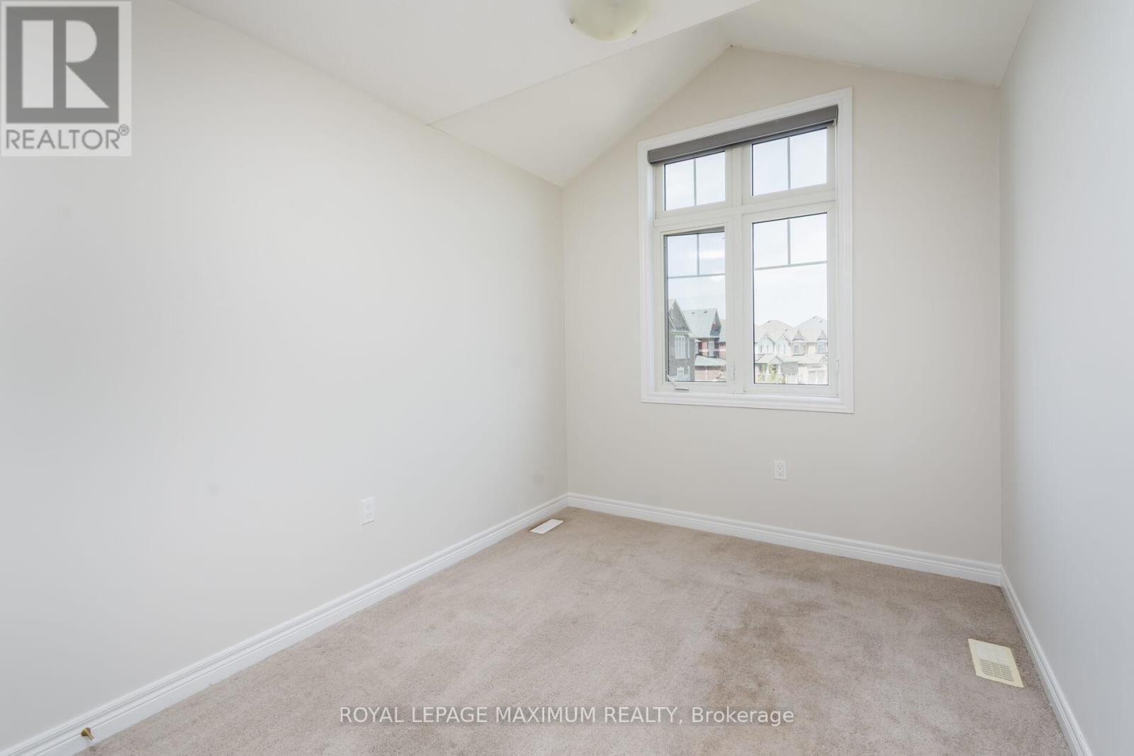 












137 HUTCHINSON DRIVE

,
New Tecumseth,




Ontario
L9R0P6

