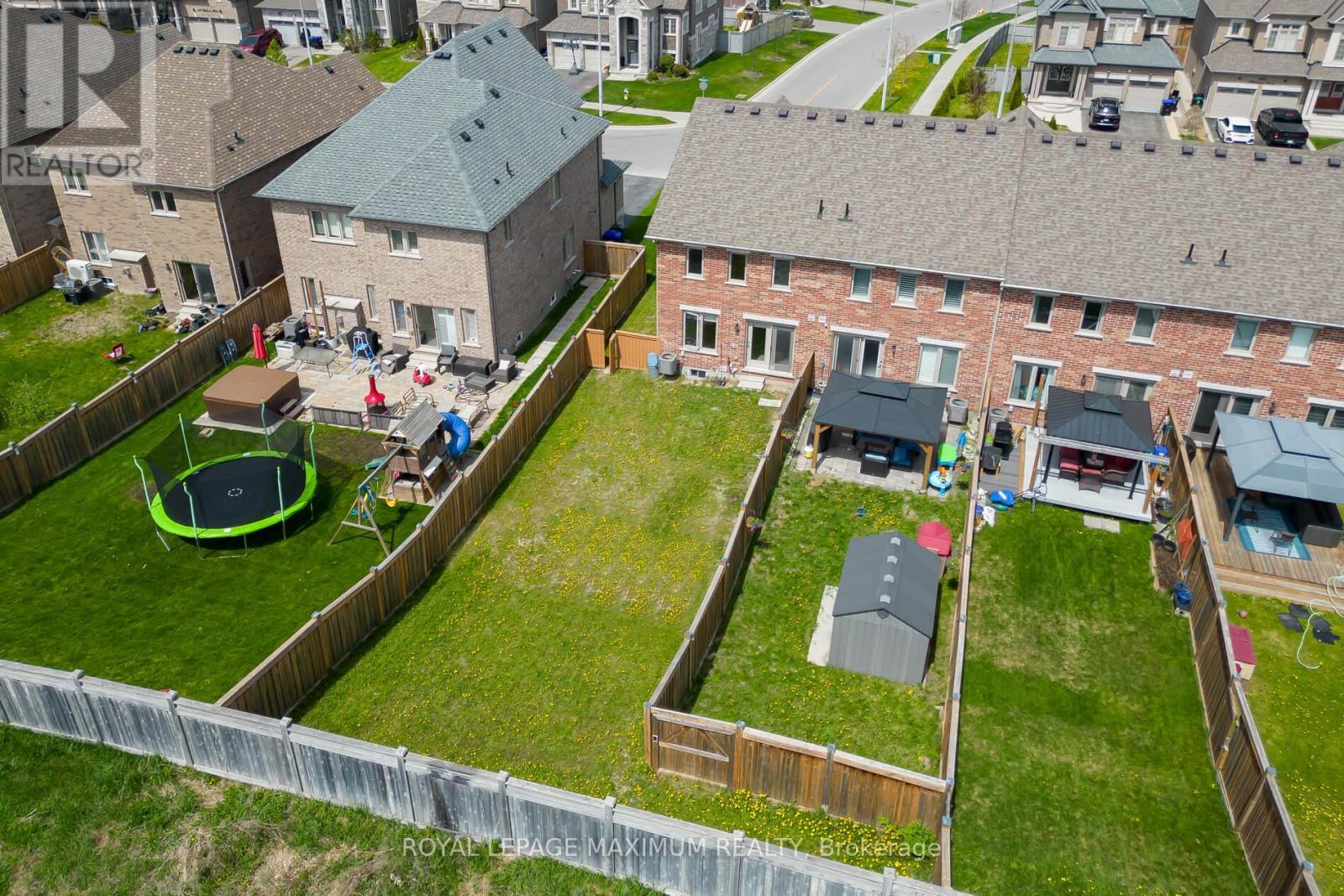 












137 HUTCHINSON DRIVE

,
New Tecumseth,




Ontario
L9R0P6


