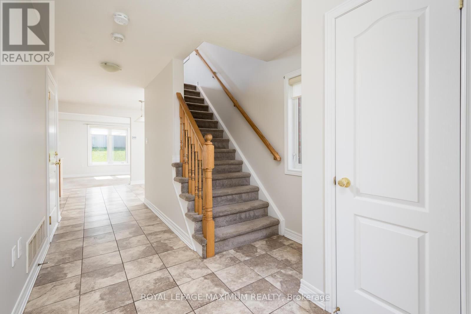 












137 HUTCHINSON DRIVE

,
New Tecumseth,




Ontario
L9R0P6


