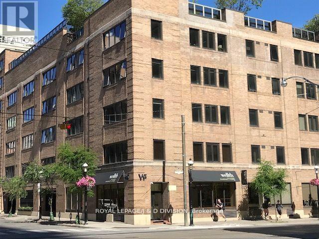 












204 - 55 LOMBARD STREET

,
Toronto,




Ontario
M5C2R7


