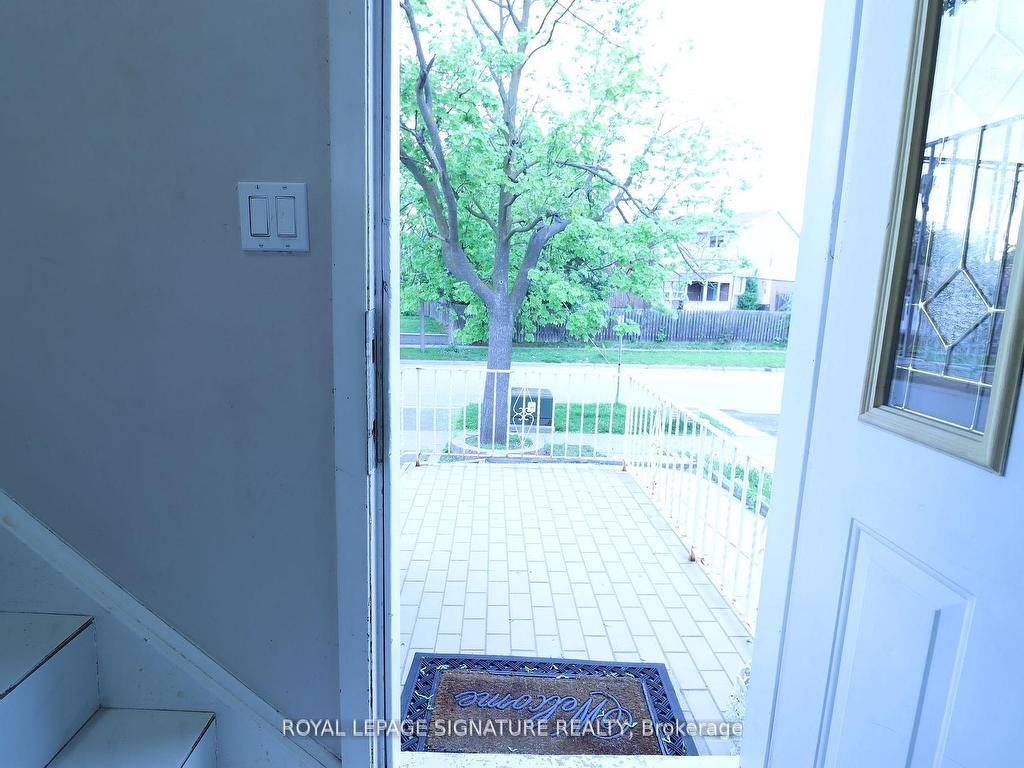 









67


Major Oaks

Drive,
Brampton,




ON
L6V 3K1

