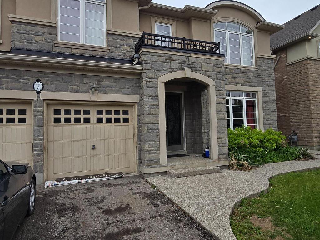 









7


Henderson

Street,
Hamilton,




ON
L9K 0G8


