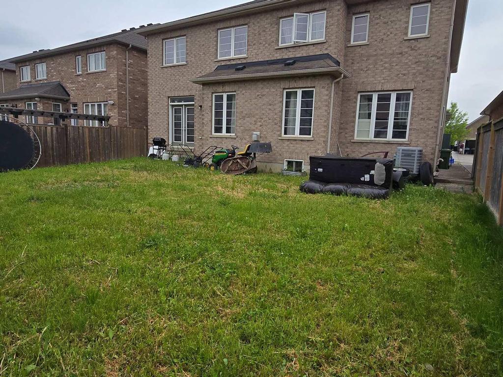 









7


Henderson

Street,
Hamilton,




ON
L9K 0G8

