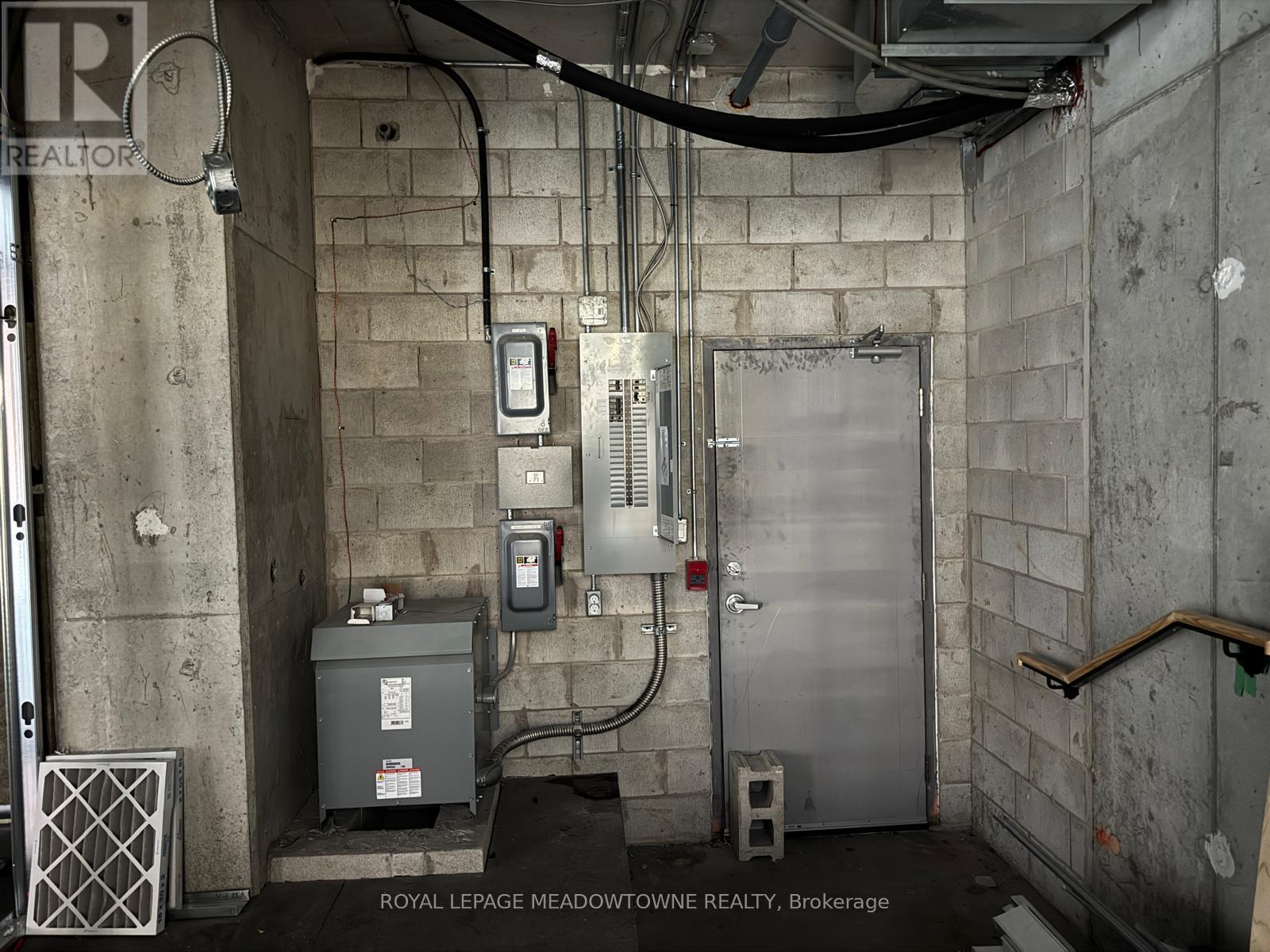 












C5A - 150 MAIN STREET W

,
Hamilton,




Ontario
L8P0B8

