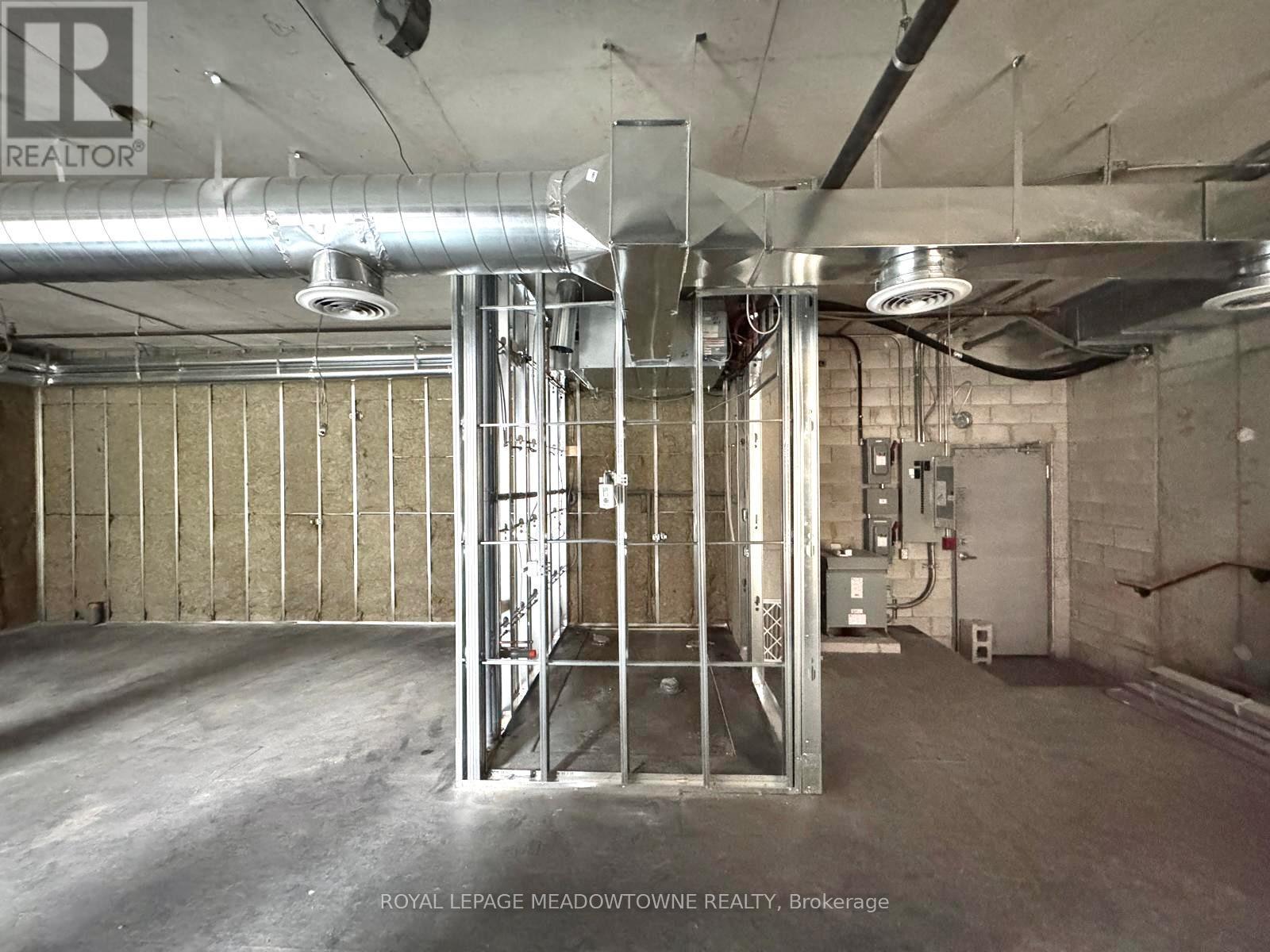 












C5A - 150 MAIN STREET W

,
Hamilton,




Ontario
L8P0B8

