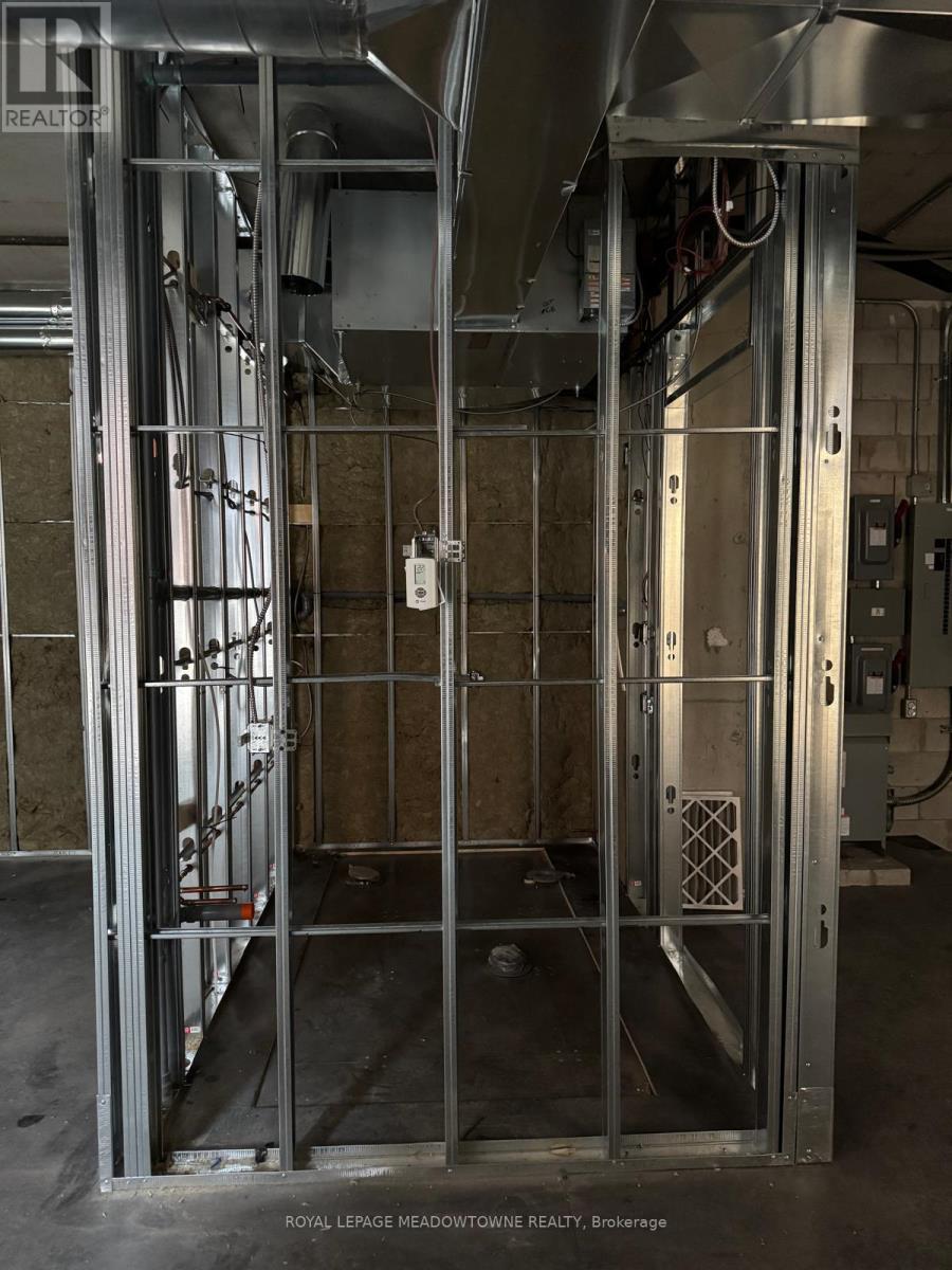 












C5A - 150 MAIN STREET W

,
Hamilton,




Ontario
L8P0B8

