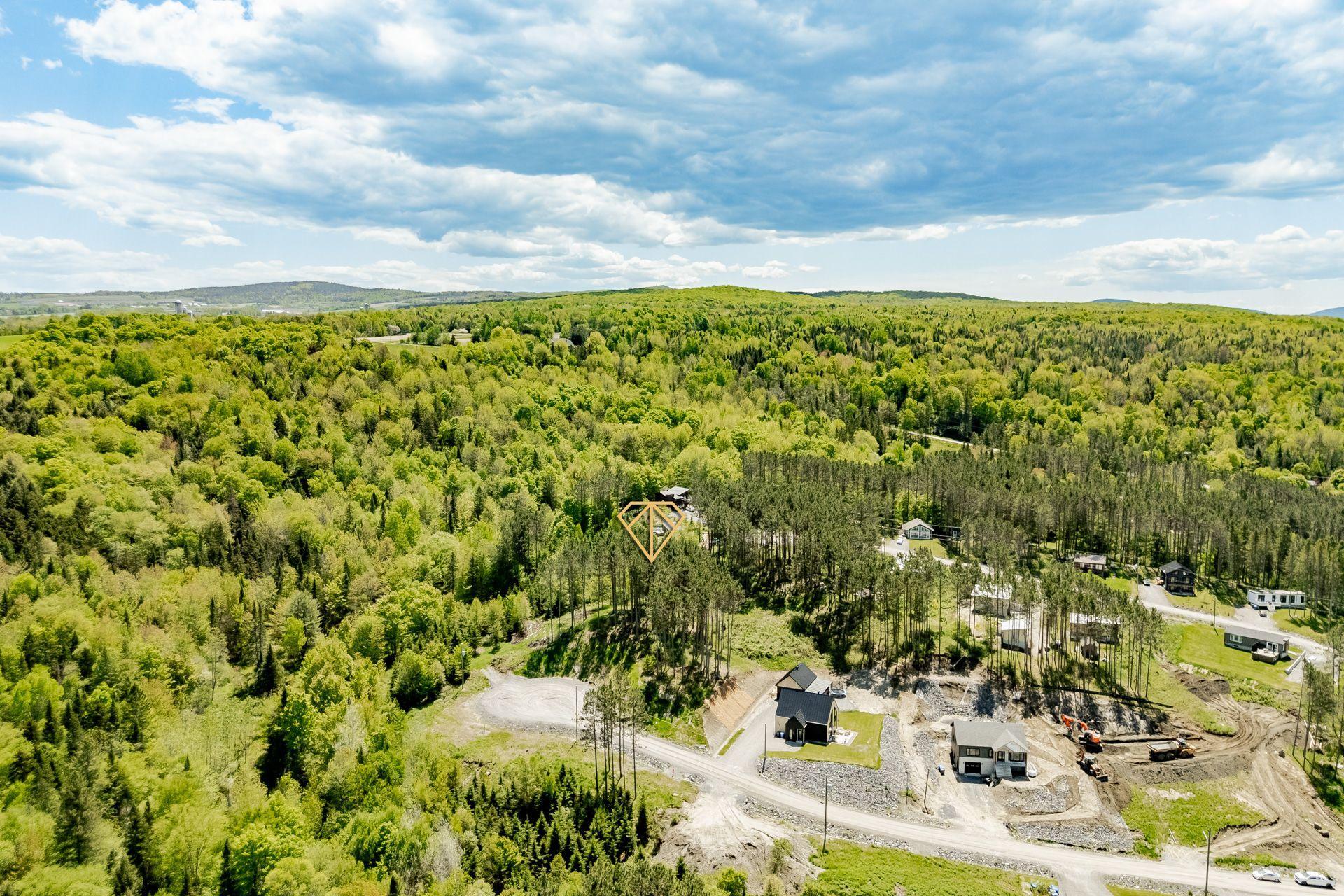 









130


Rue des Pommiers

,
Dixville,







QC
J0B1P0

