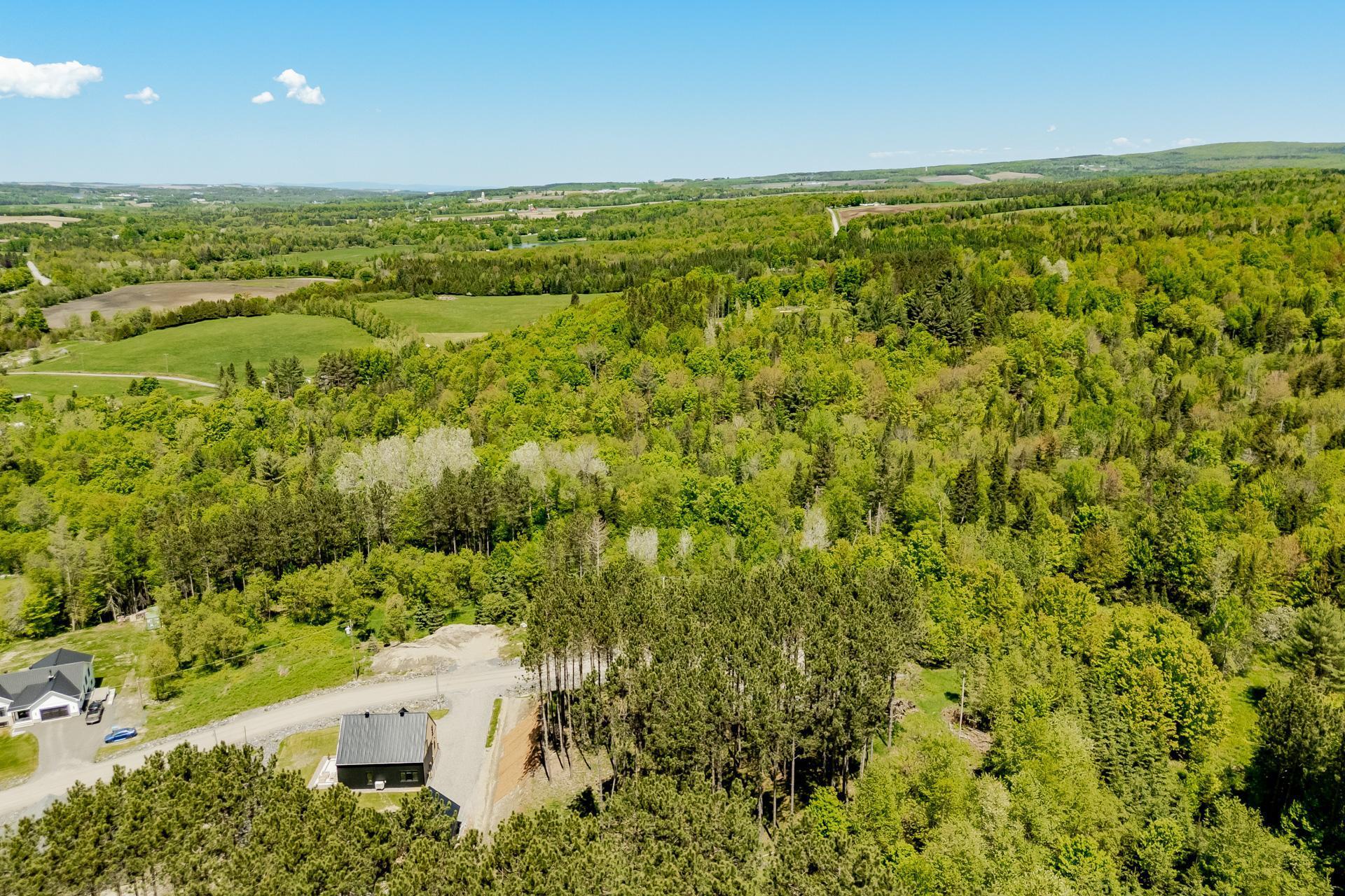 









130


Rue des Pommiers

,
Dixville,







QC
J0B1P0

