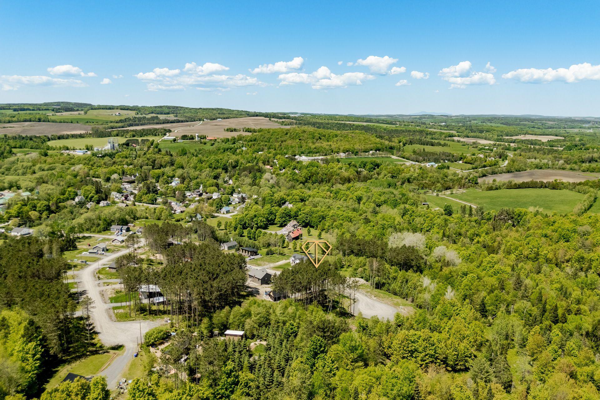 









130


Rue des Pommiers

,
Dixville,







QC
J0B1P0

