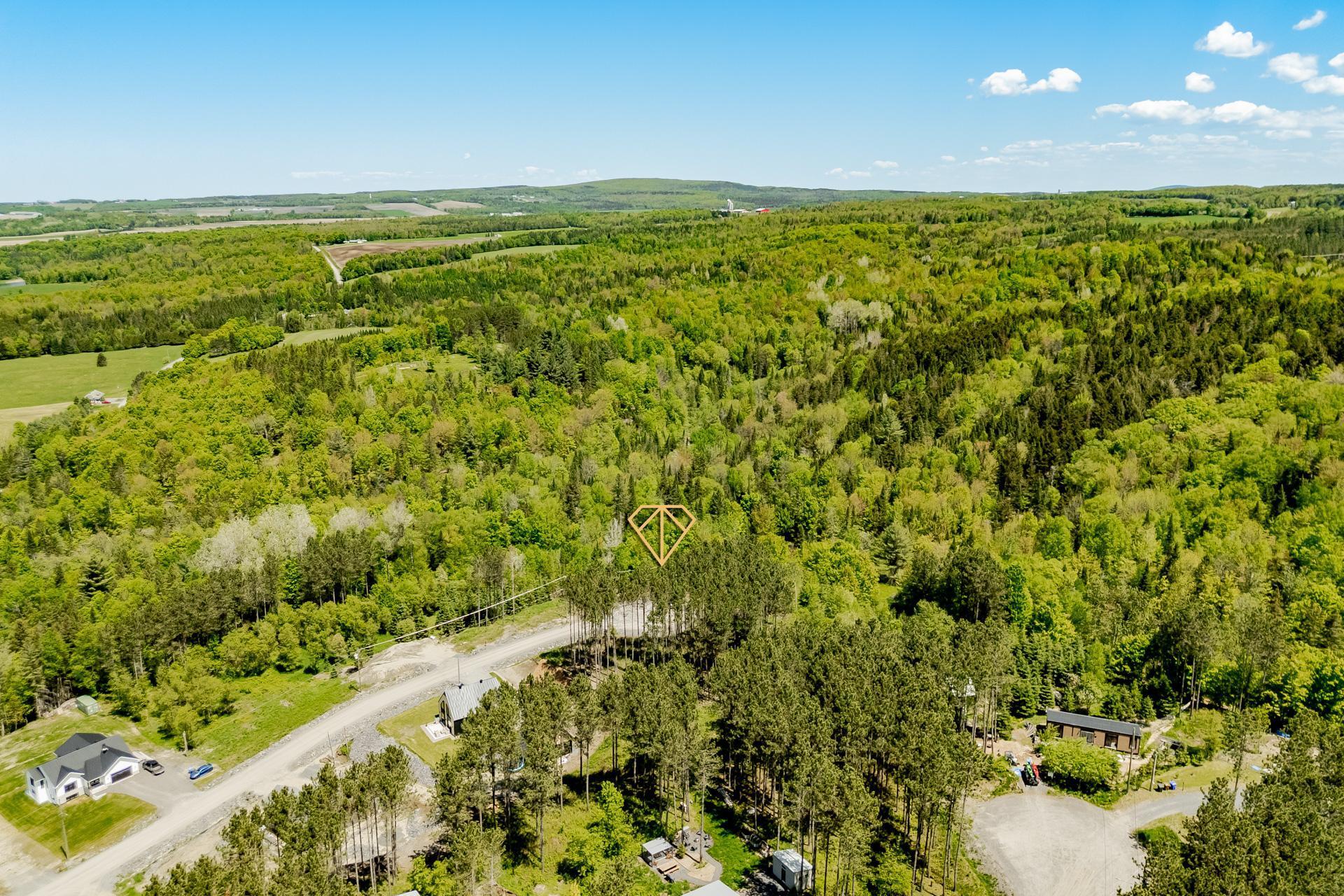 









130


Rue des Pommiers

,
Dixville,







QC
J0B1P0

