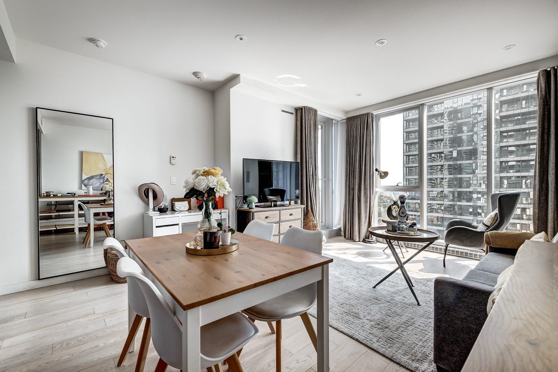









1450


Boul. René-Lévesque O.

, 1401,
Montréal (Ville-Marie),




QC
H3G0E1

