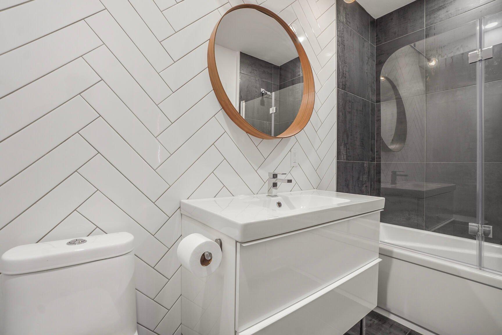 









1486


Rue Beaudry

, 302,
Montréal (Ville-Marie),




QC
H2L3E5

