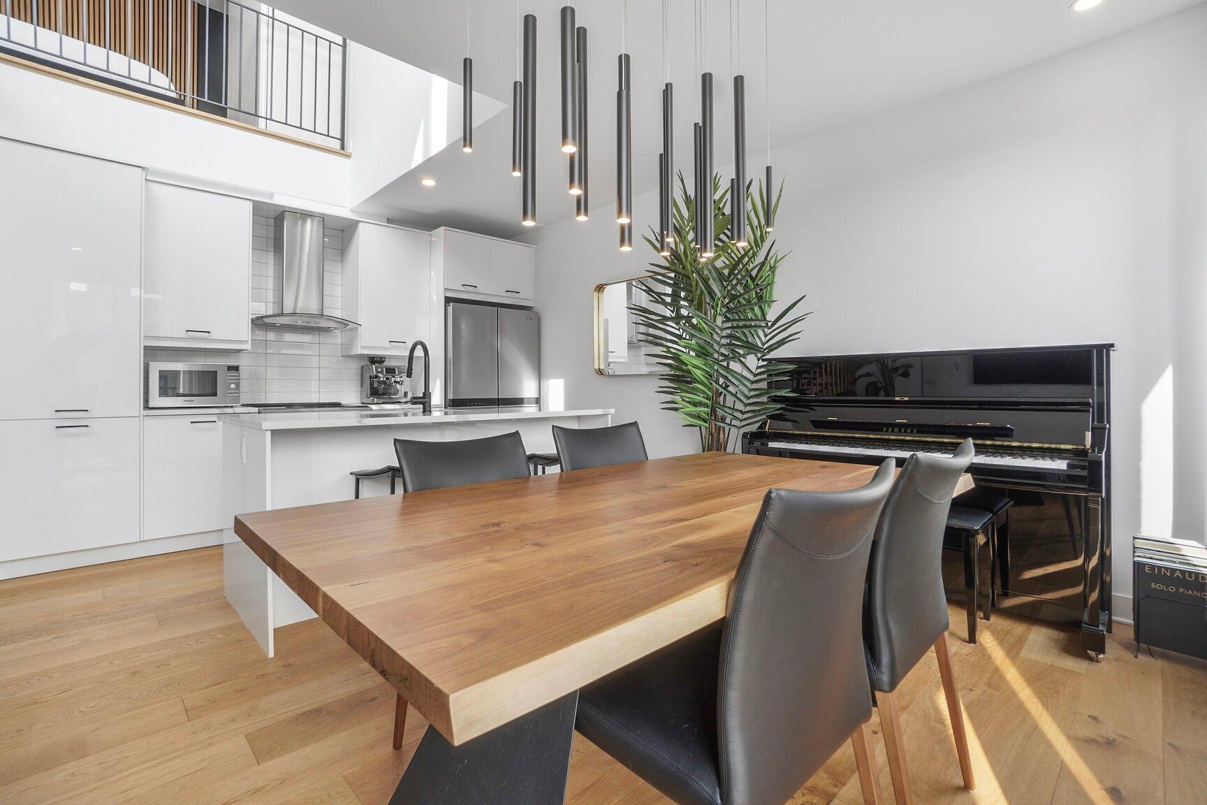 









1486


Rue Beaudry

, 302,
Montréal (Ville-Marie),




QC
H2L3E5

