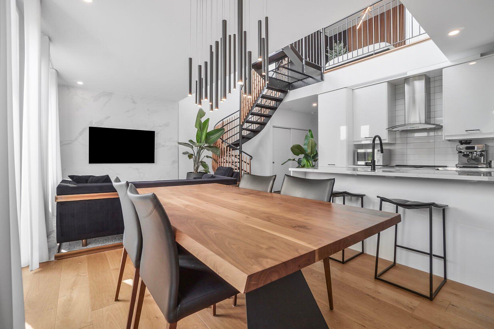 









1486


Rue Beaudry

, 302,
Montréal (Ville-Marie),




QC
H2L3E5

