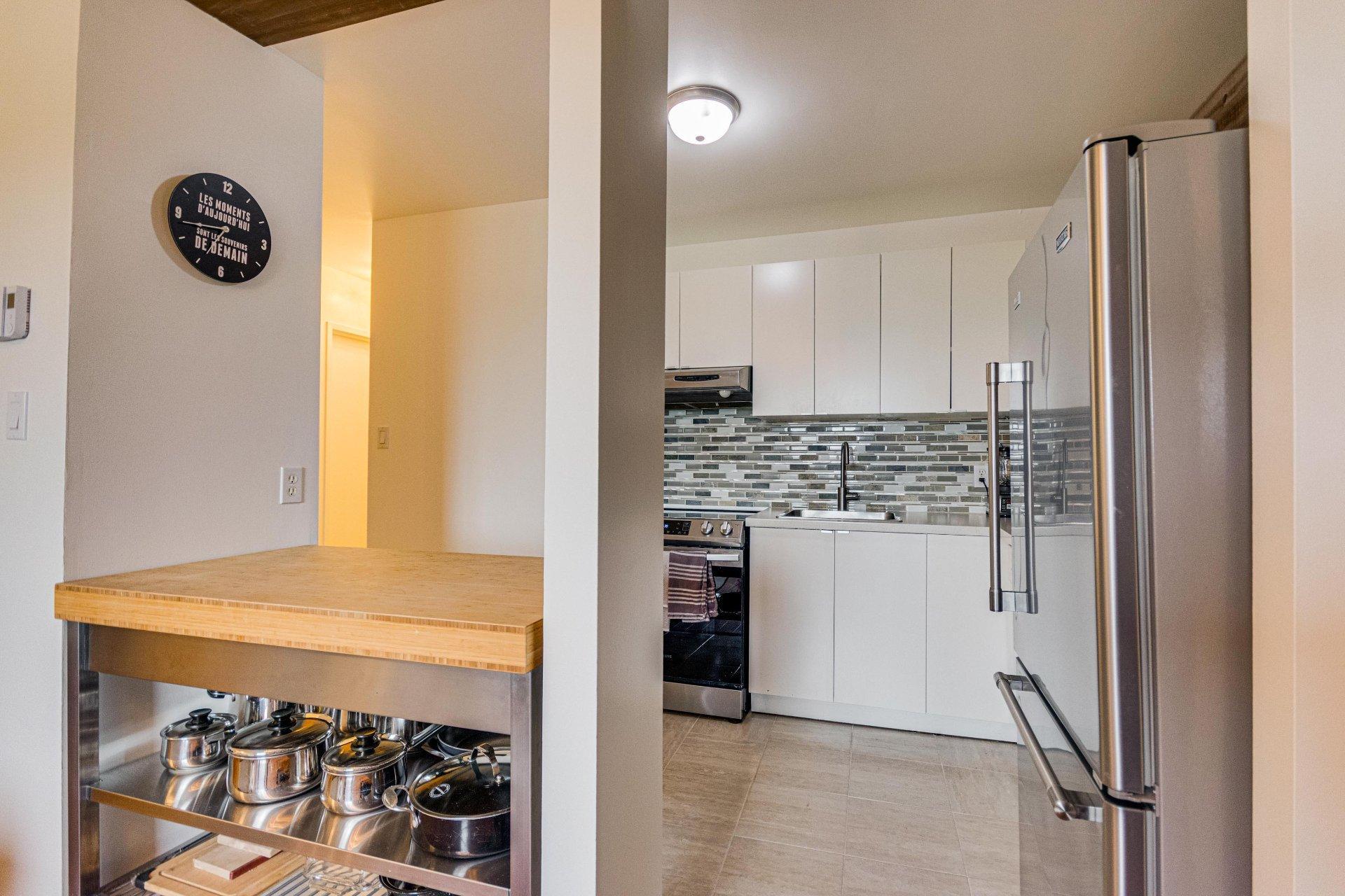 









202


Ch. Freeman

, B,
Gatineau (Hull),




QC
J8Z2B5

