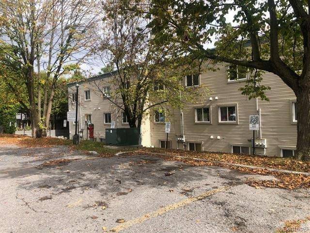 









202


Ch. Freeman

, B,
Gatineau (Hull),




QC
J8Z2B5

