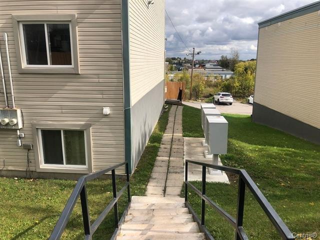 









202


Ch. Freeman

, B,
Gatineau (Hull),




QC
J8Z2B5

