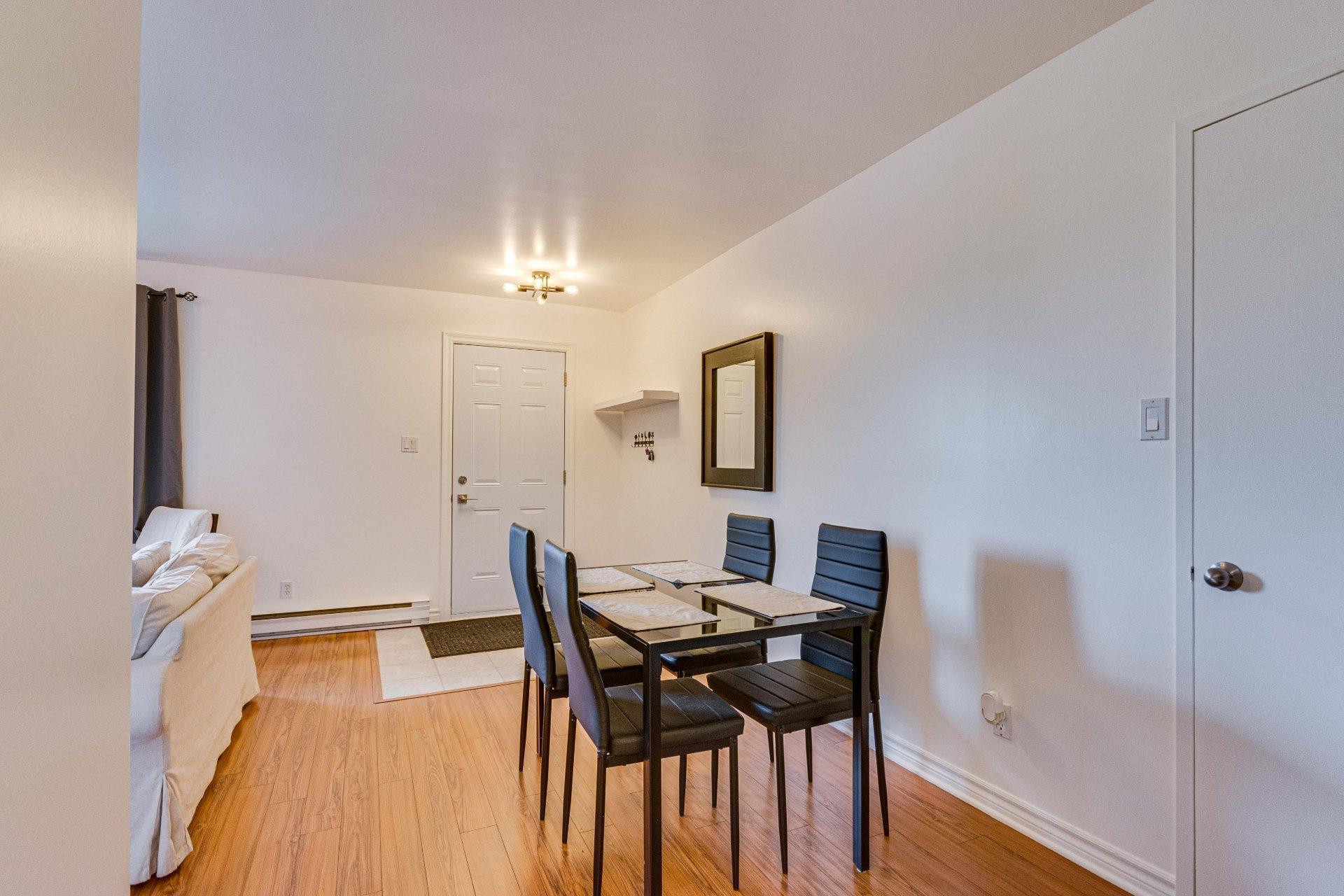 









202


Ch. Freeman

, B,
Gatineau (Hull),




QC
J8Z2B5

