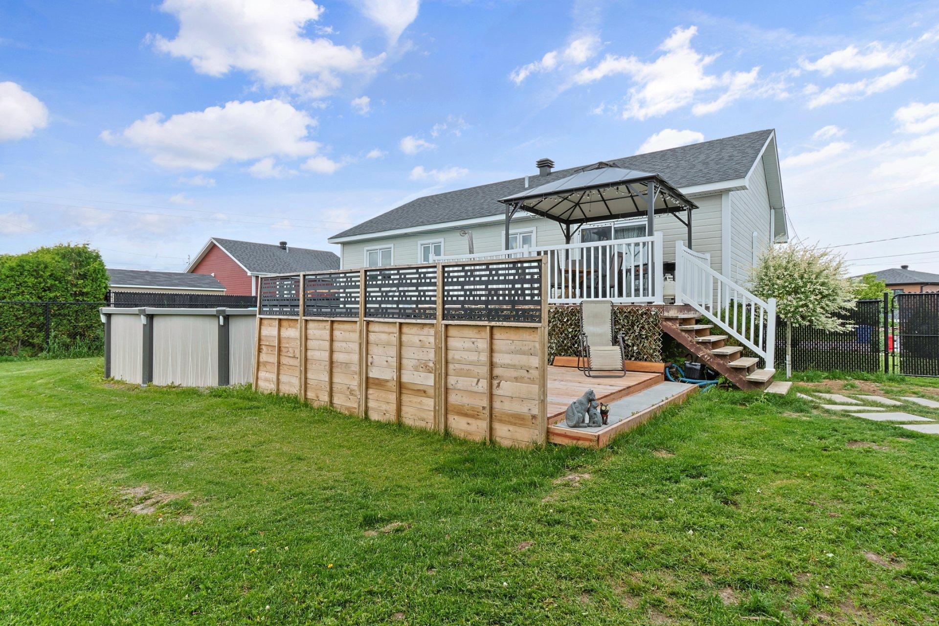 









1


Thomas Gebbie

,
Howick,




QC
J0S1G0

