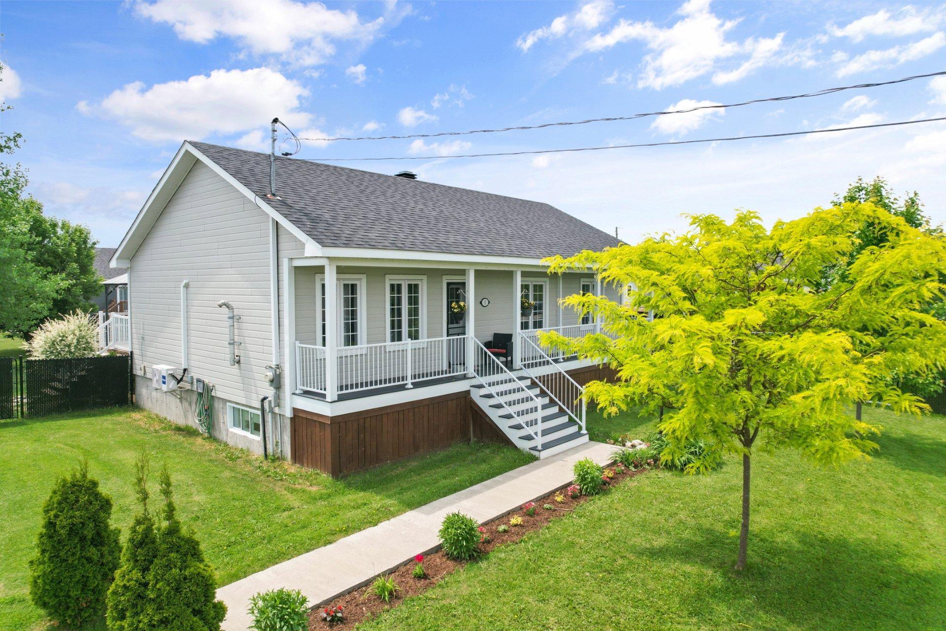 









1


Thomas Gebbie

,
Howick,




QC
J0S1G0


