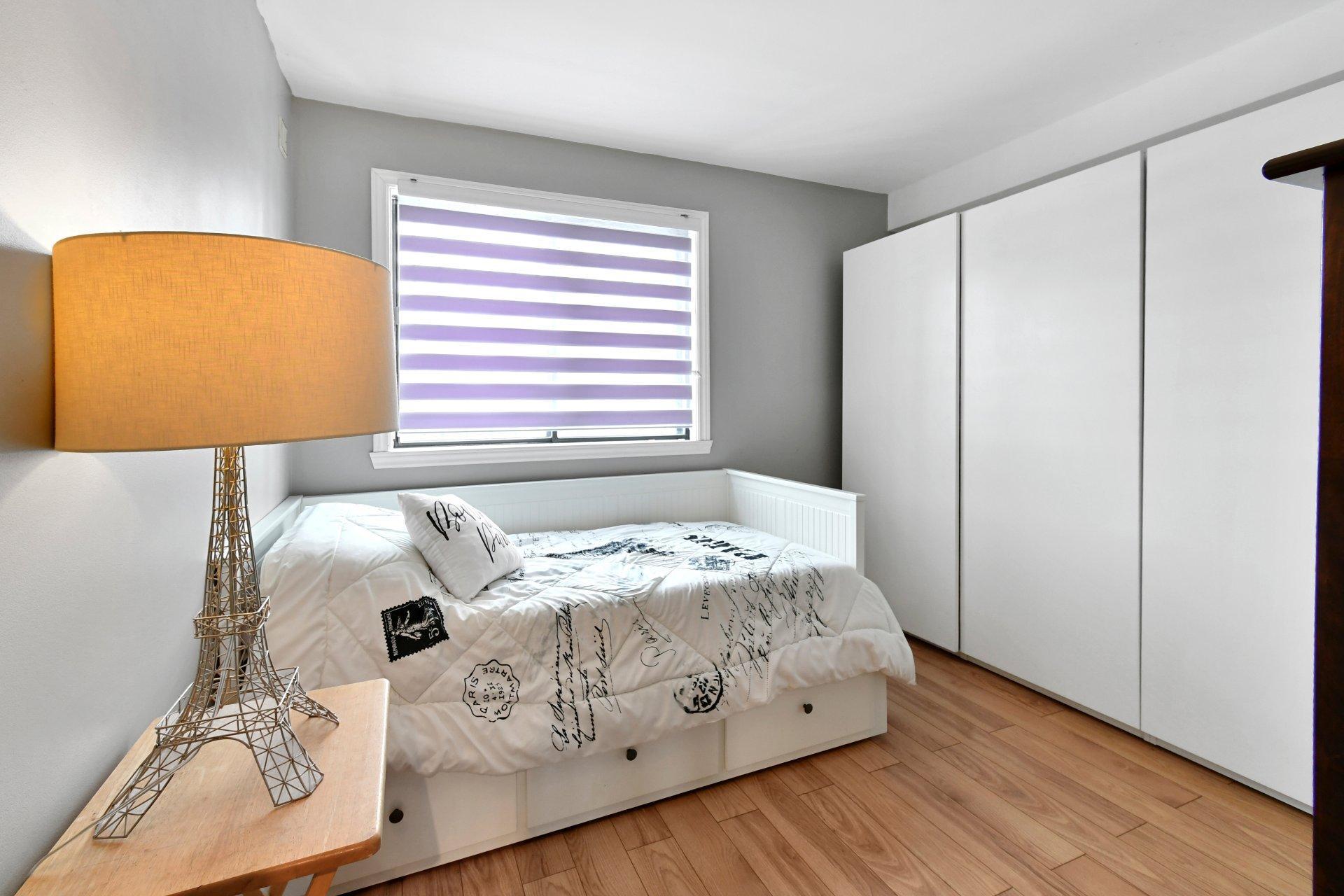 









7674


Boul. Perras

,
Montréal (Rivière-des-Prairies/Pointe-aux-Trembles),




QC
H1E5K9

