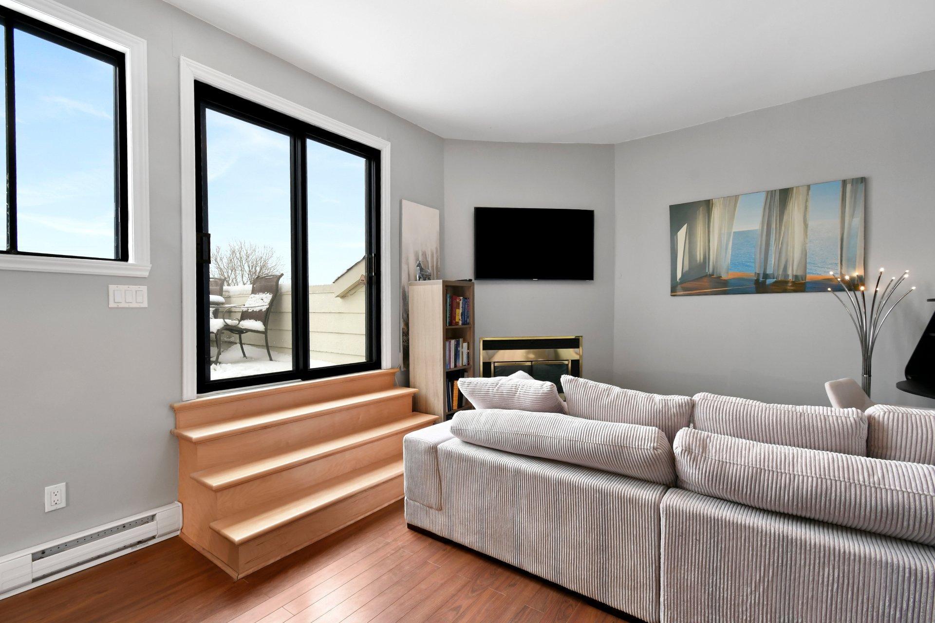









7674


Boul. Perras

,
Montréal (Rivière-des-Prairies/Pointe-aux-Trembles),




QC
H1E5K9

